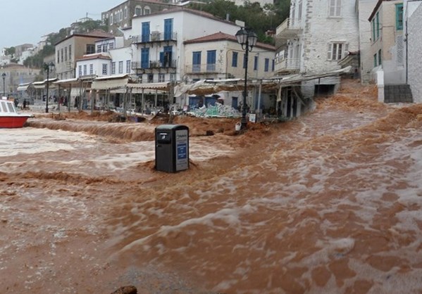 Βιβλική καταστροφή στην Ύδρα.